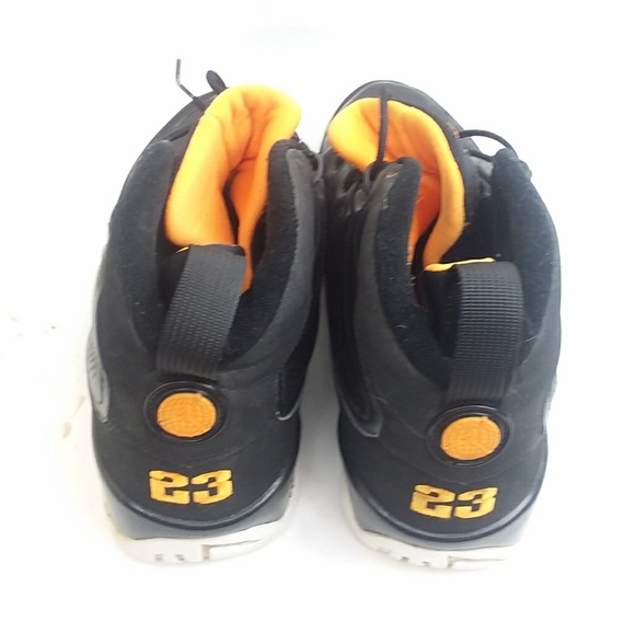 NIKE AIR JORDAN IX 9 RETRO Black Sneakers Size 10 - Picture 4 of 8